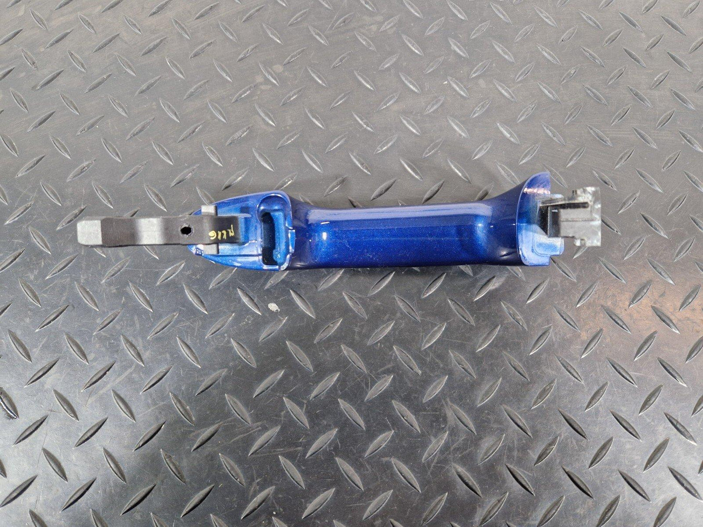 14-21 MERCEDES BENZ C200 W205  REAR DRIVER SIDE DOOR HANDLE IN BRILLIANT BLUE