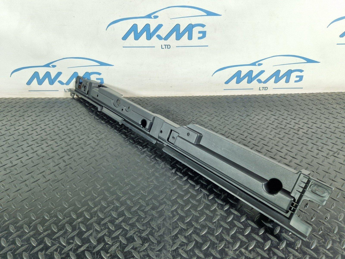 BMW X5 E70 GENUINE LEFT TRUNK PAD TRIM 7145913
