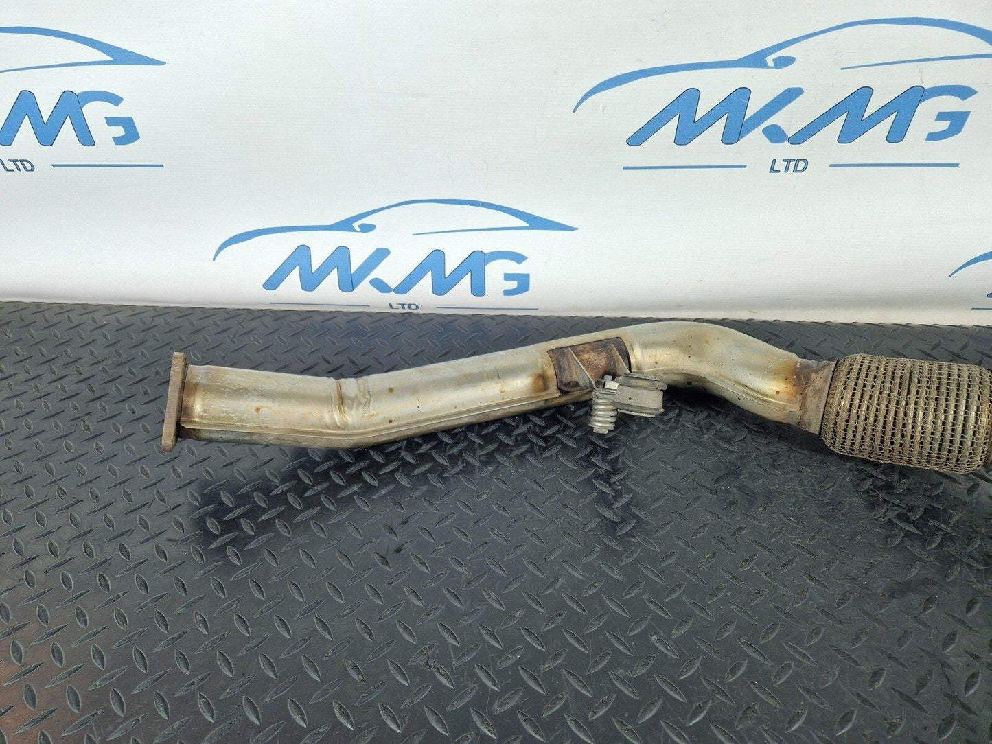 16-19 AUDI A4 B9 S-LINE GENUINE 2.0TDI EXHAUST PIPE 8W0253300AN