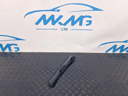 16-19 AUDI A4 AVANT B9 S-LINE GENUINE RIGHT SIDE A PILLAR BRACKET 8W0868204