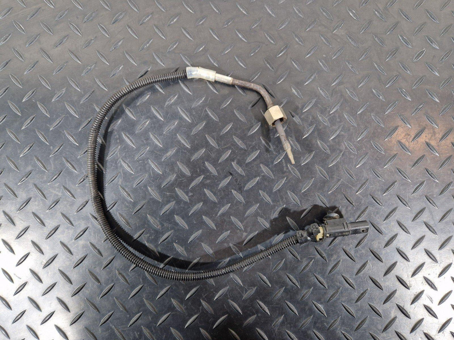 18-ON MERCEDES BENZ A CLASS W177 GENUINE LAMBDA SENSOR OXYGEN A0009057107