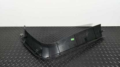 2014 MERCEDES B-CLASS B180 W246 TAILGATE WINDSCREEN SURROUND TRIM COVER RIGHT