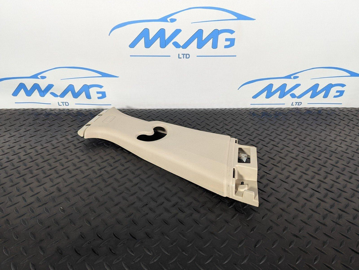 14-21 BMW 2 SERIES 218d GRAN TOURER F46 FRONT RIGHT SIDE B PILLAR TRIM 7329588