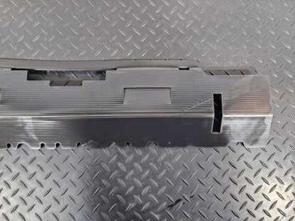 18-ON MERCEDES SPRINTER W907 W910 AIR DUCT COVER A9105050200