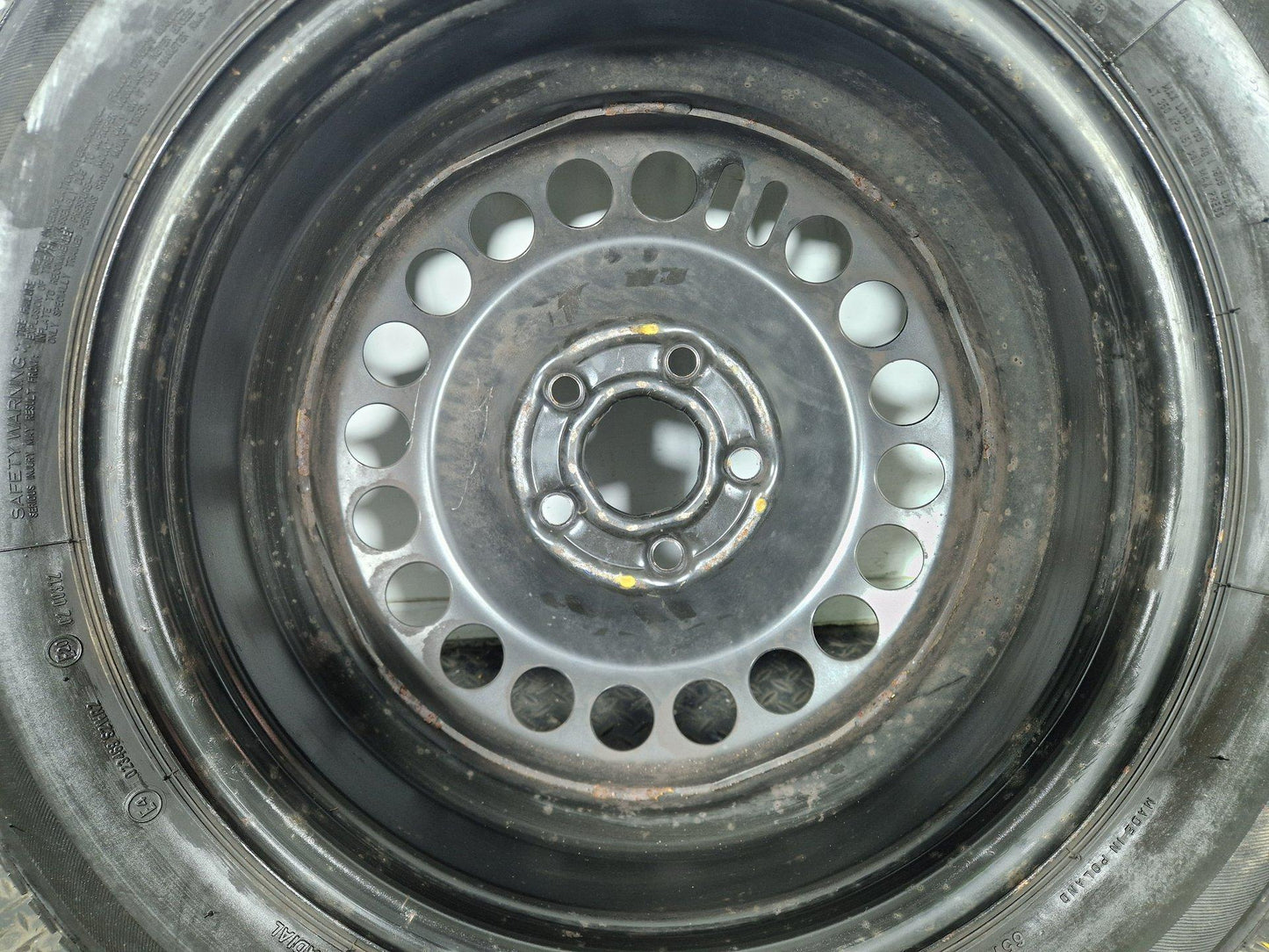 Mercedes-Benz Sprinter 17" Alloy Wheel with Tyre 6mm 225/55/17