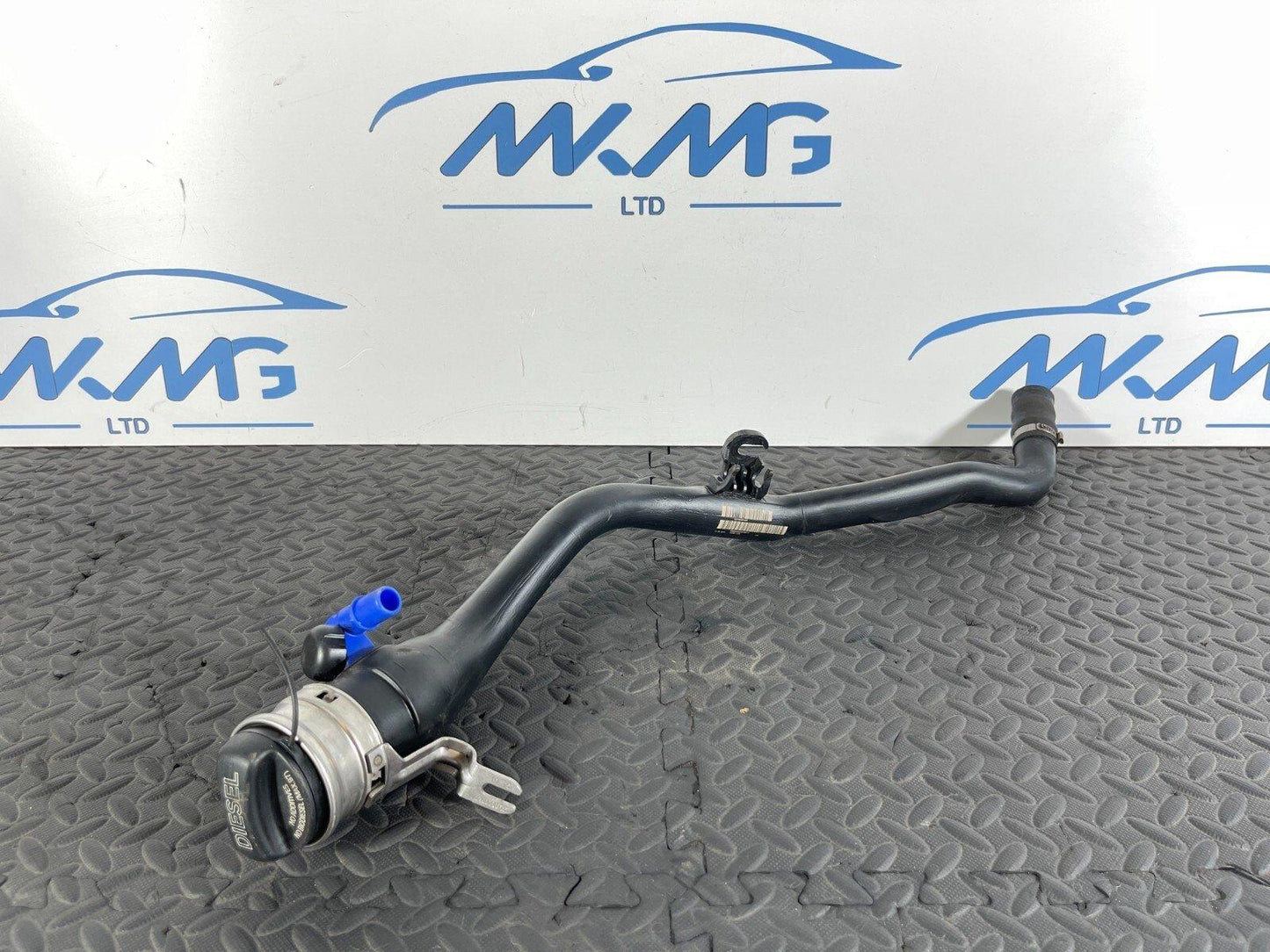 14-21 BMW 2 SERIES F45 F46 DIESEL FUEL TANK FILLER NECK R2730050408 80040692