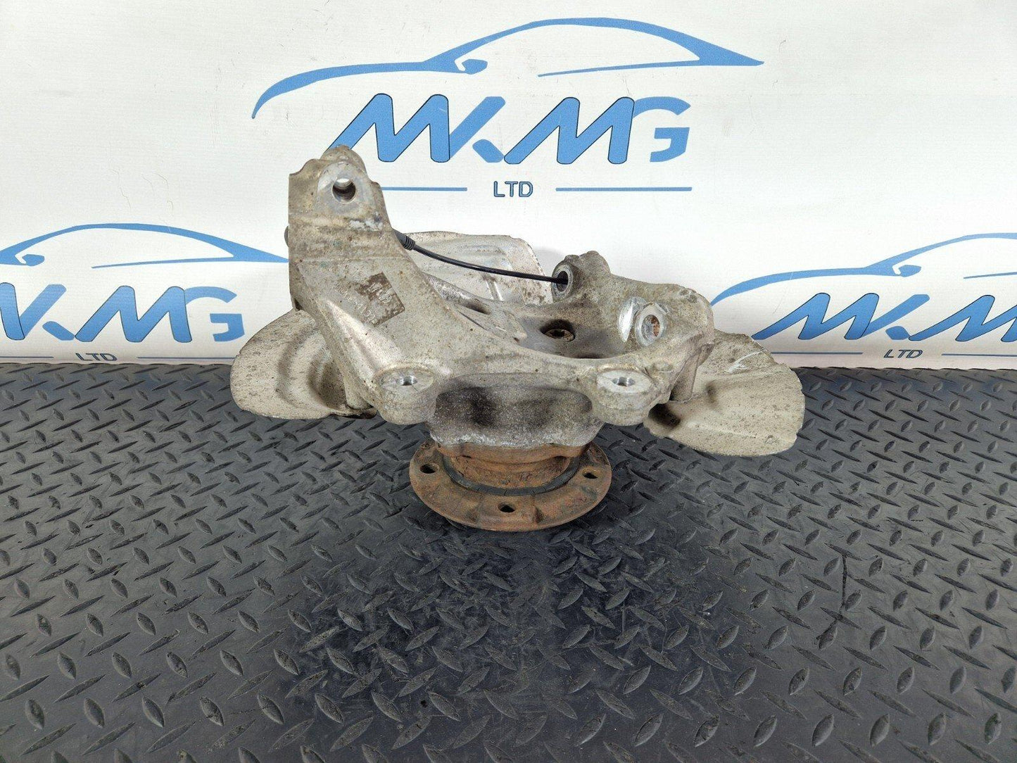 BMW    Unknown Part Type 18915910