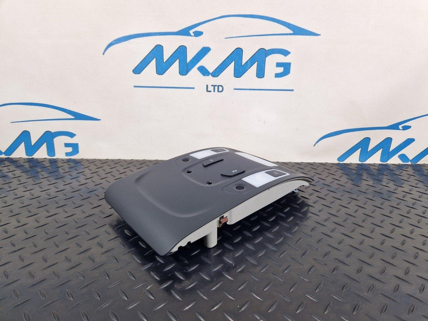 12-18 AUDI A6 C7 FRONT ROOF INTERIOR COURTESY READING LIGHT 4G0947135 4G0951177A