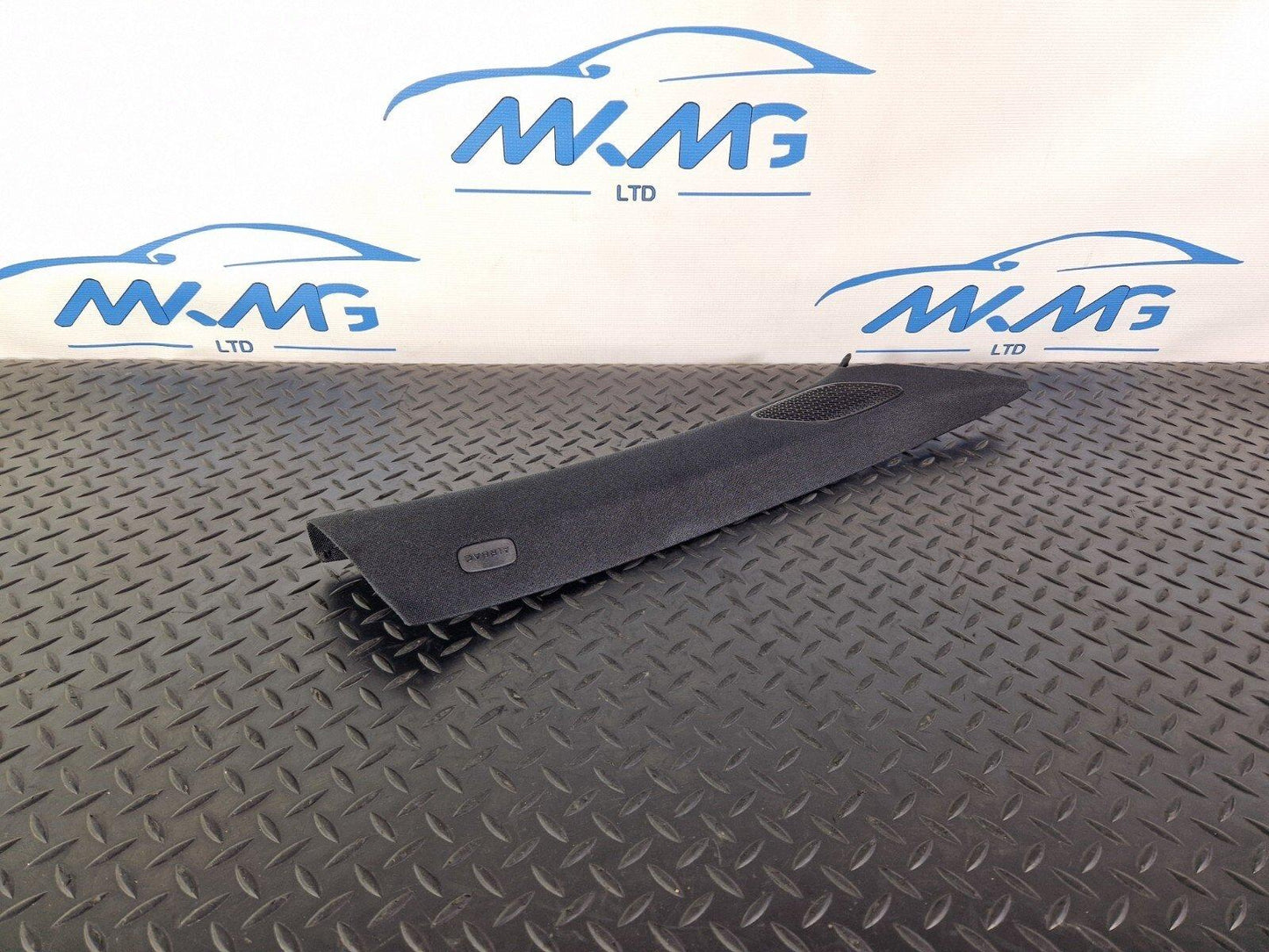 18-ON MERCEDES BENZ A CLASS W177 FRONT RIGHT O/S A-PILLAR TRIM COVER & SPEAKER
