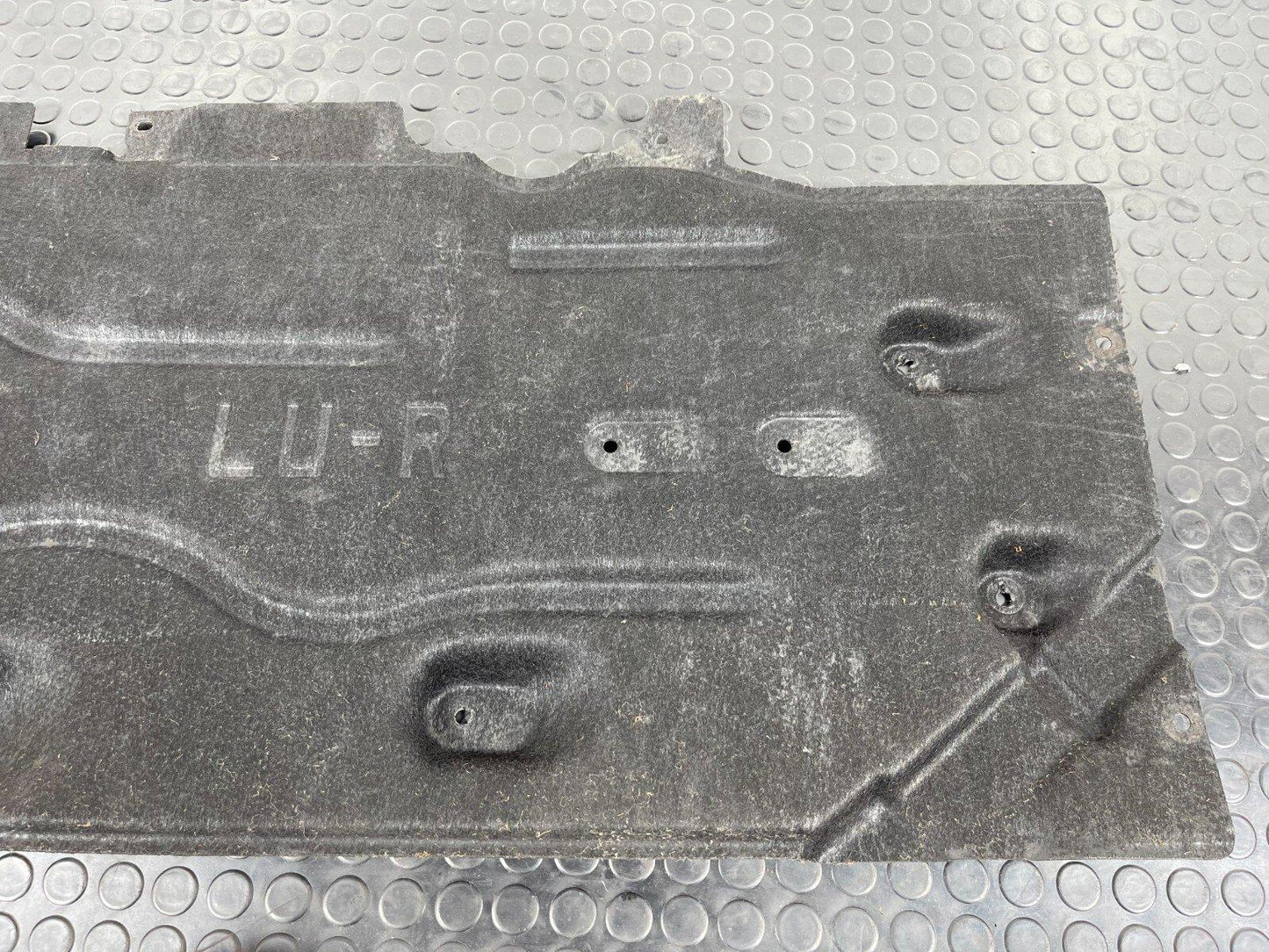 14-21 BMW 2 SERIES GRAN TOURER F46 GENUINE RIGHT SIDE UNDER BODY COVER