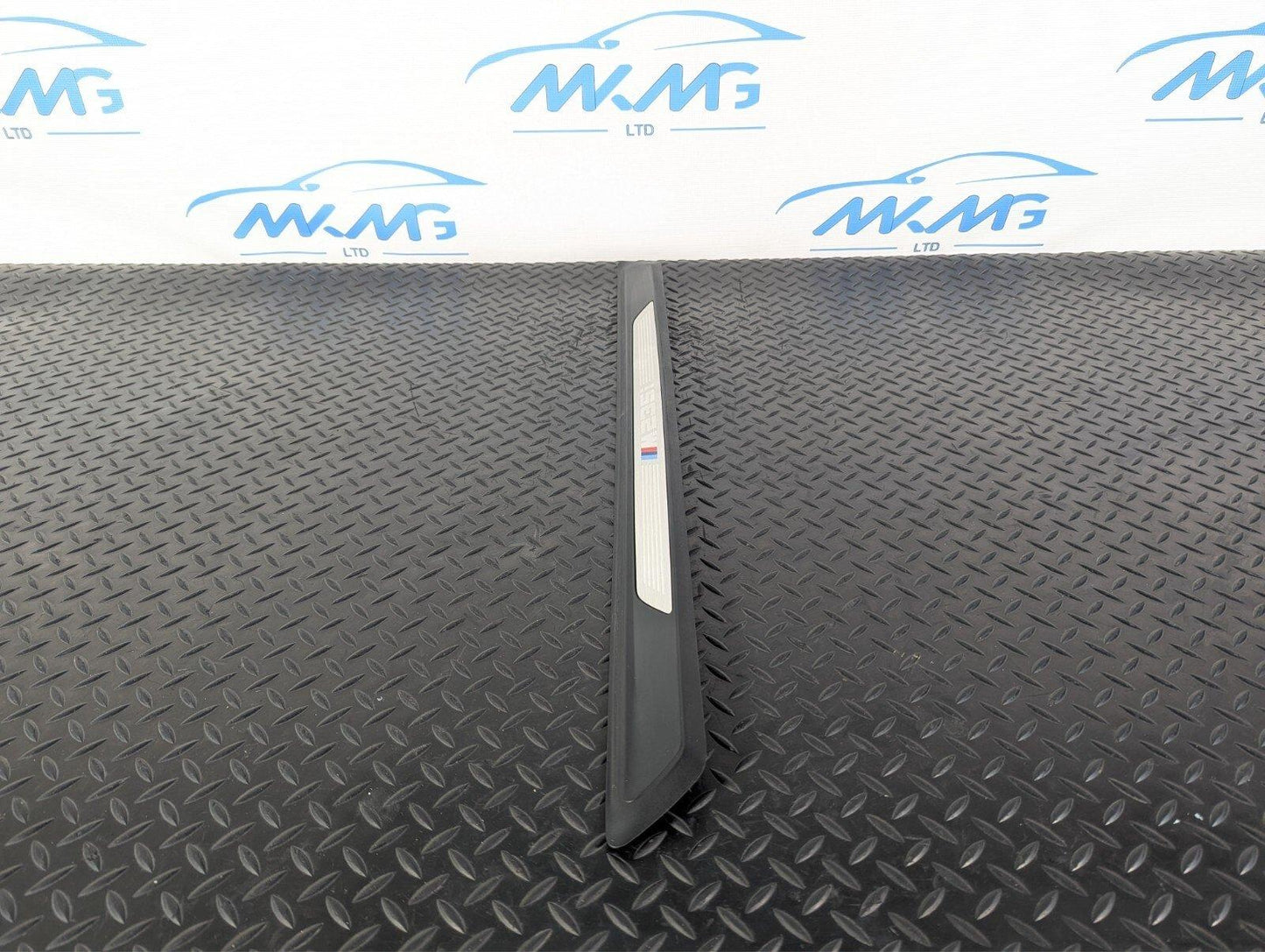BMW 2 SERIES F22 M SPORT GENUINE DOOR SILL KICK PLATE FITS LEFT & RIGHT 8059061