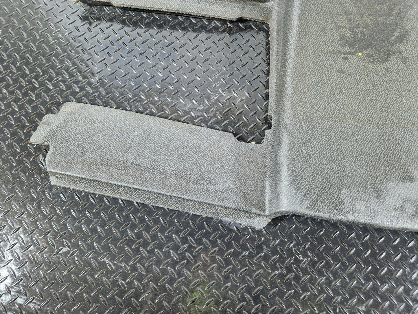 14-23 MERCEDES BENZ VITO W447 GENUINE FLOOR MAT CARPET A4476840602