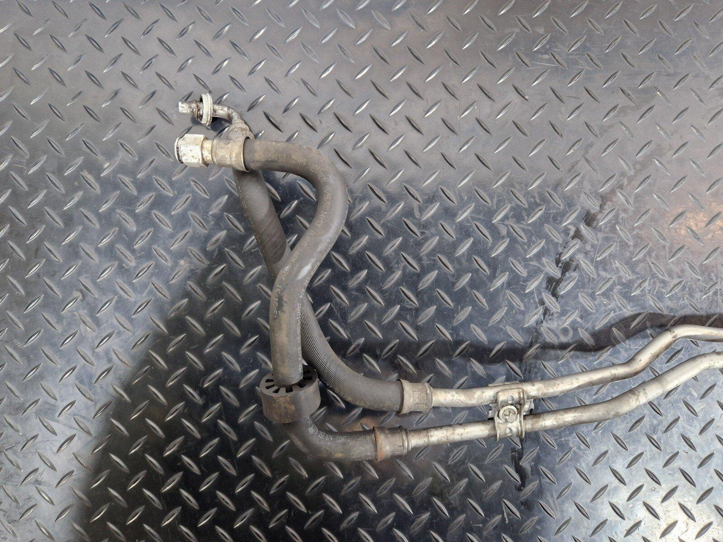 14-21 MERCEDES C300h W205 GEARBOX TRANSMISSION OIL LINE A6511806030 A6511805930