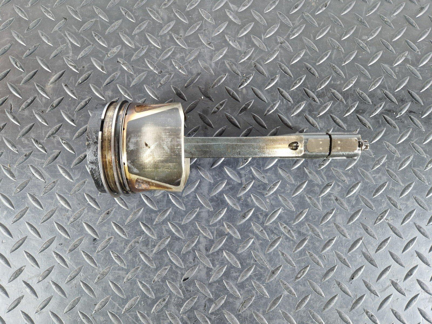 14-21 MERCEDES-BENZ C-CLASS C250D W205 DIESEL COMPLETE PISTON WITH CON ROD 65100