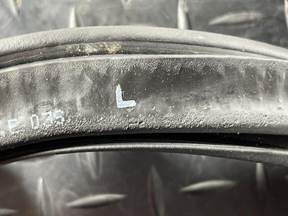 16-19 AUDI A4 B9 GENUINE REAR LEFT  SIDE DOOR RUBBER SEAL 8W5833721