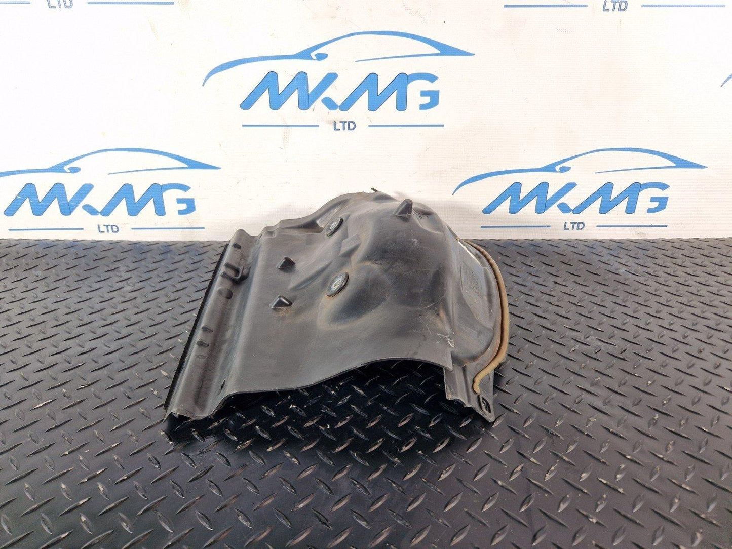 16-19 MERCEDES BENZ GLE500 PETROL W166 GENUINE THERMAL PROTECTION A1666201078