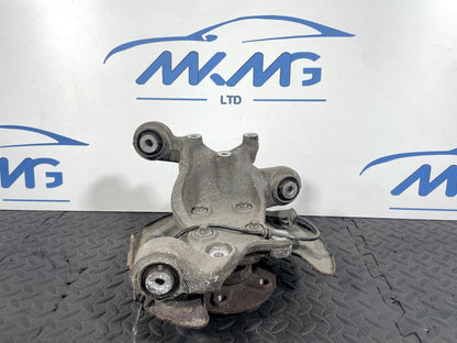 12-18 MERCEDES A B CLA W176 W246 C117 GENUINE REAR RIGHT SIDE WHEEL HUB A2460406