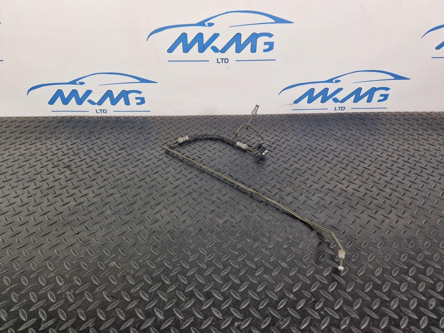14-20 MERCEDES BENZ GLA 200 X156 OEM CLUTCH CABLE PIPE A2462900000