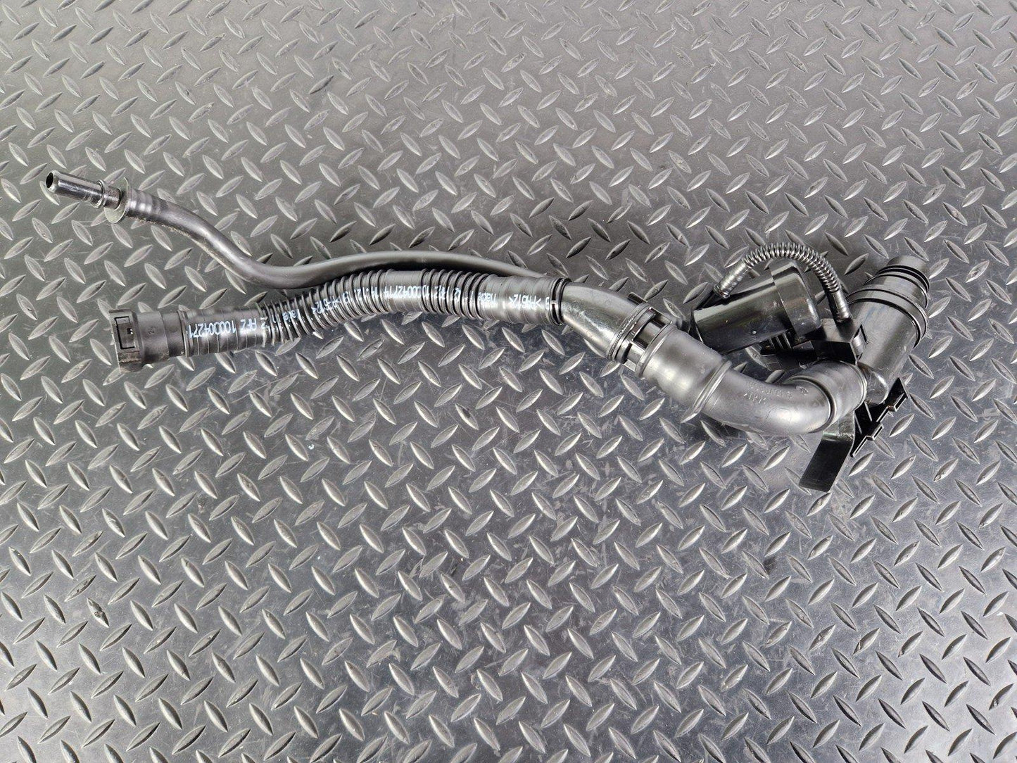 18-ON MERCEDES BENZ A CLASS W177 OEM ADBLUE FILLER NECK PIPE HOSE A1774703300
