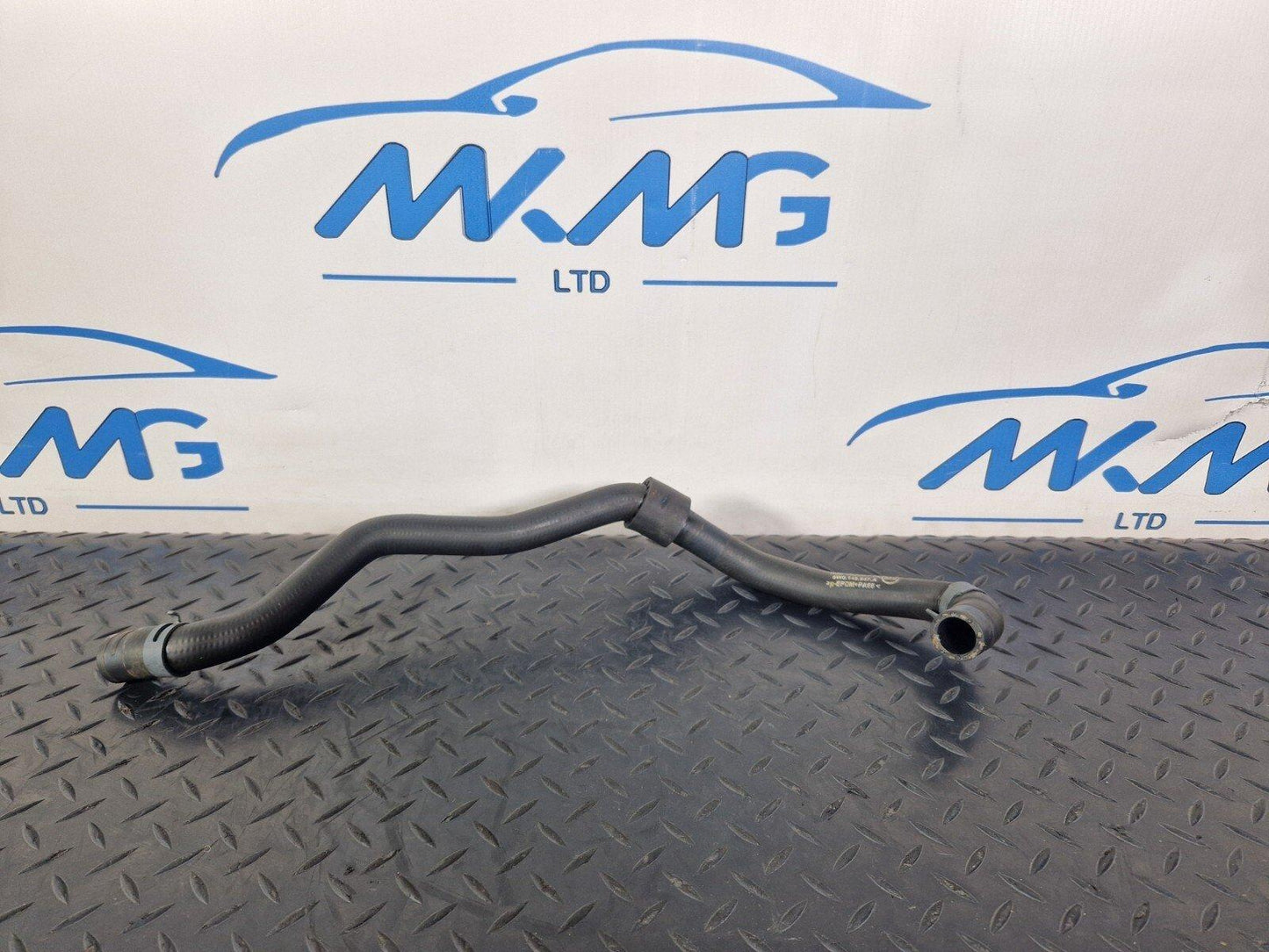 16-19 AUDI A4 B9 2.0TDI DEU GENUINE WATER COOLANT HOSE PIPE 8W0145947A