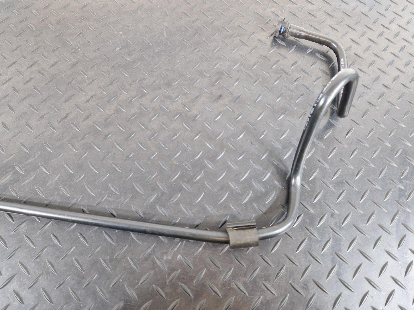 18-ON MERCEDES BENZ A CLASS W177 GENUINE OEM VACUUM HOSE PIPE LINE A1774300900