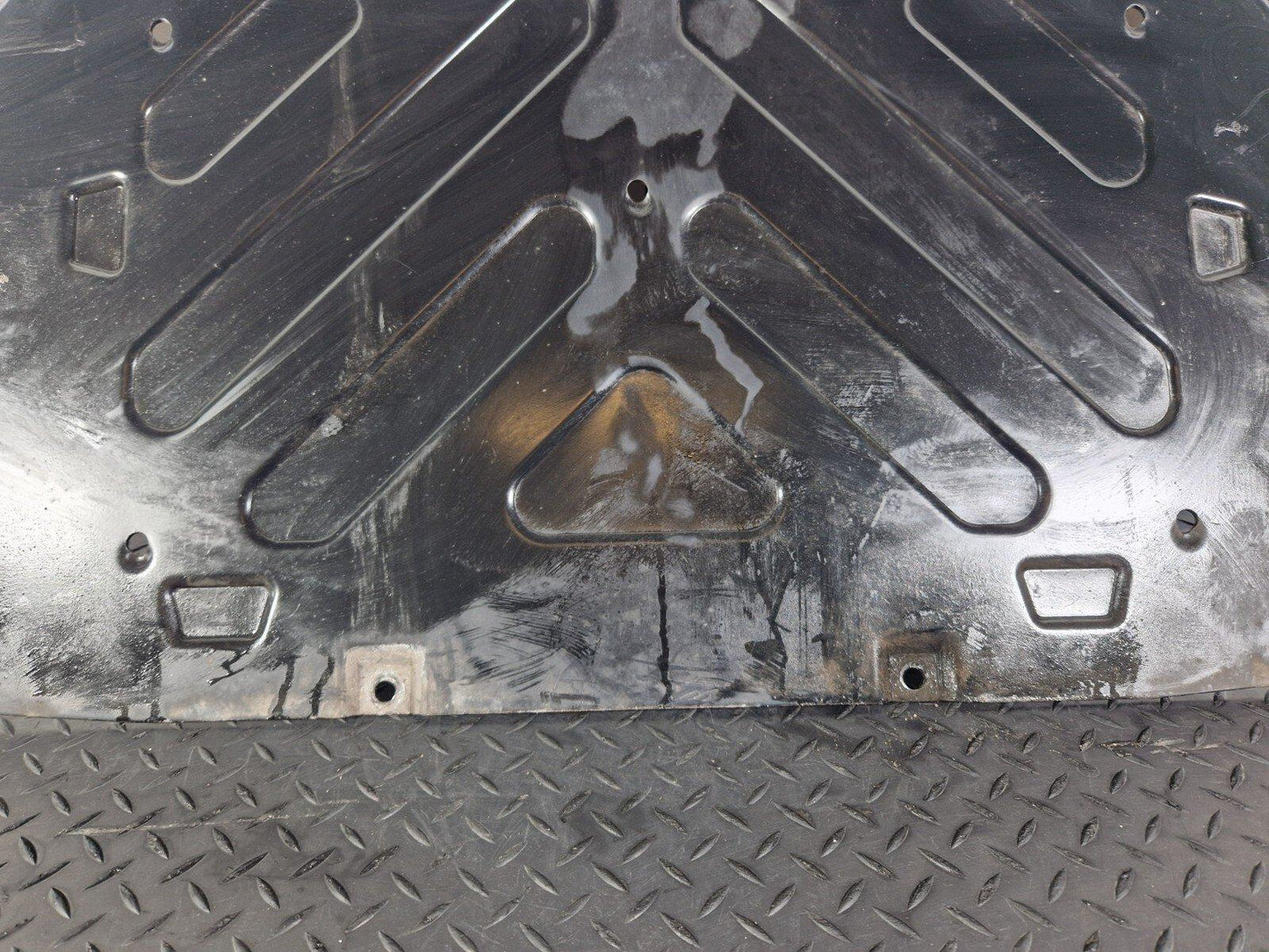 19-ON MERCEDES BENZ A CLASS EQ W177 V177 BATTERY UNDERTRAY COVER A2473431700