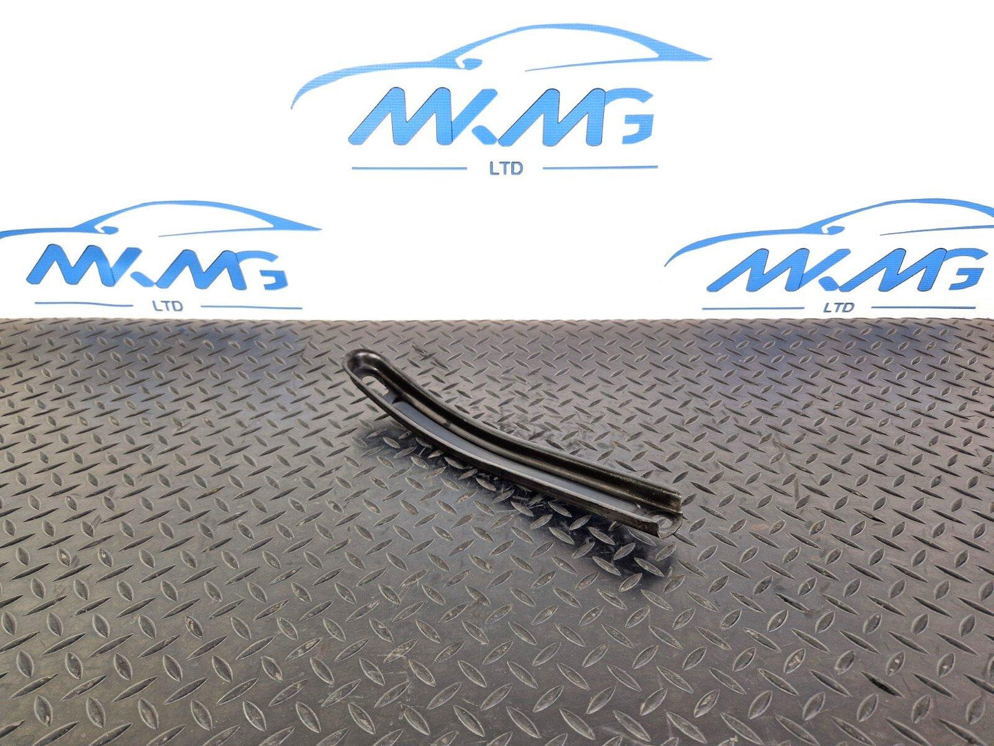 14-21 MERCEDES BENZ C300h W205 FRONT AXLE CARRIER BRACING BRACKET A2056282000