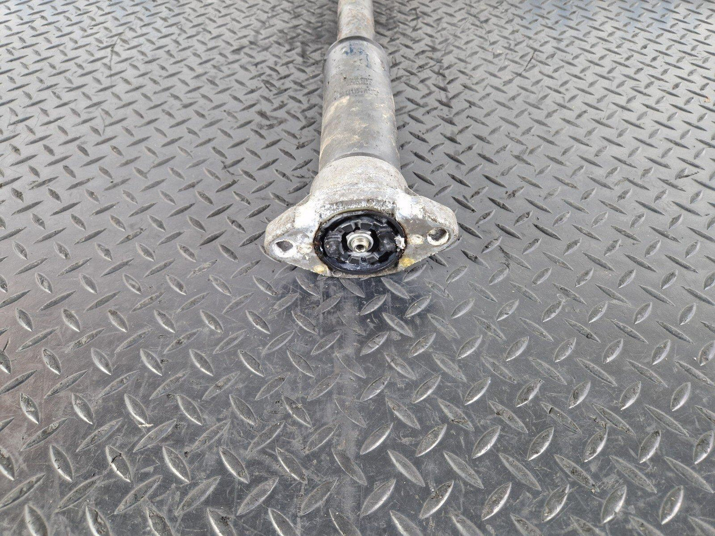 14-21 MERCEDES BENZ W205 REAR SHOCK ABSORBER FITS LEFT & RIGHT A2053207330