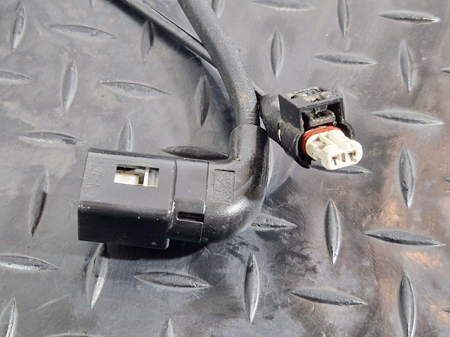 19-ON MERCEDES BENZ CLA C118 REAR LEFT N/S/R ABS WIRING LOOM A2475401100
