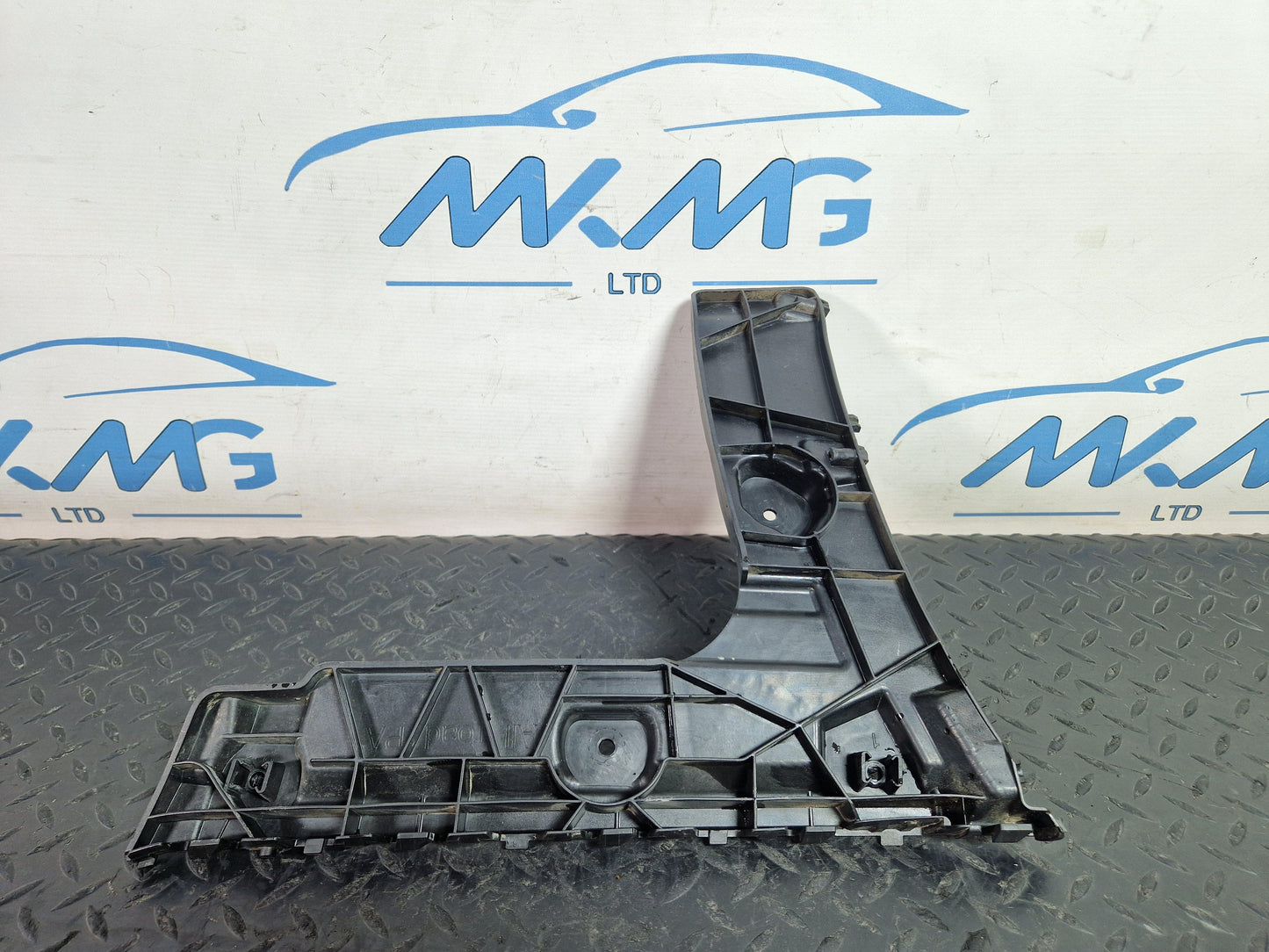 Audi A6 Allroad C7 Genuine Rear Left N/S Bumper Bracket 4G9807453J
