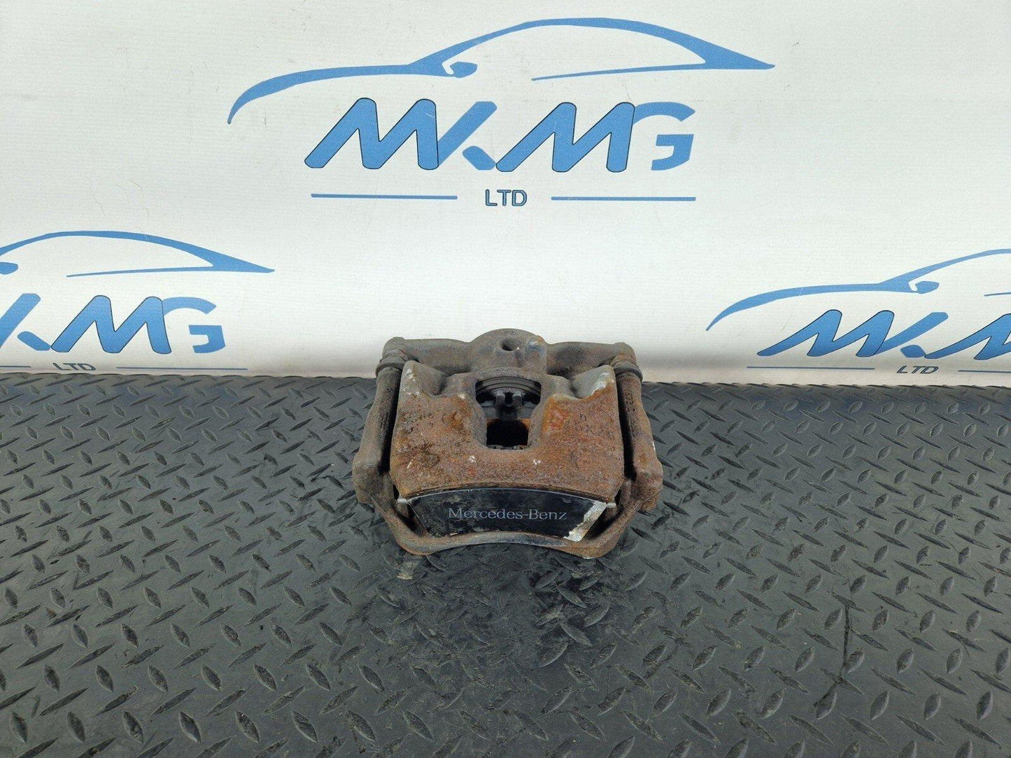 13-19 MERCEDES BENZ CLA C117 BRAKE CALIPER FRONT LEFT SIDE A24639