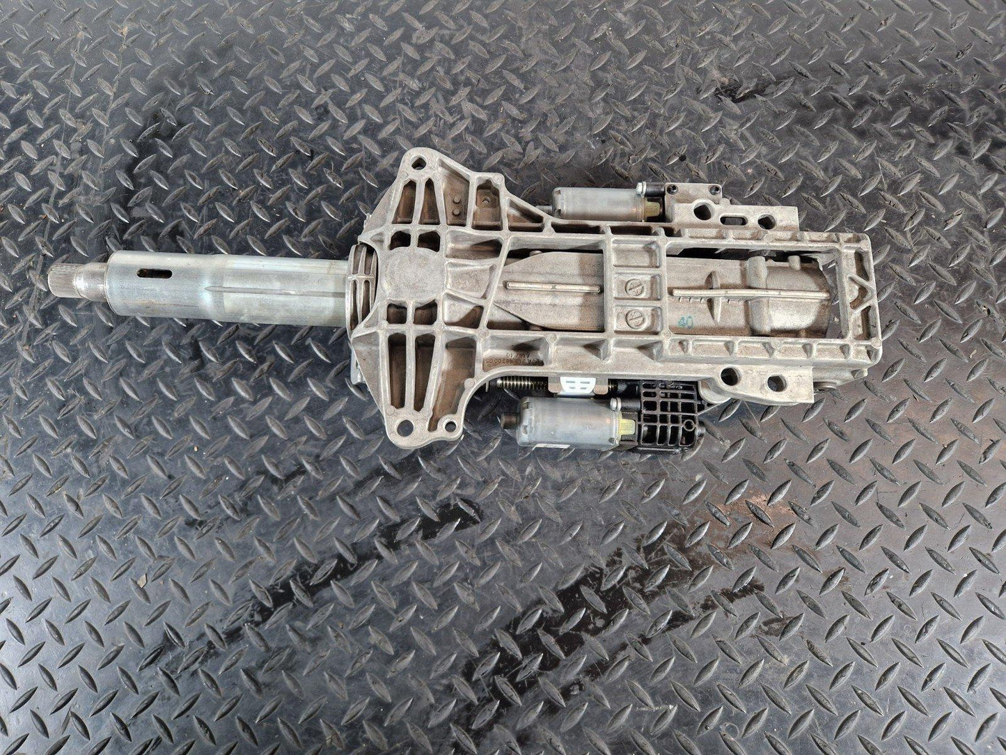 16-22 MERCEDES BENZ X253 GENUINE ELECTRIC STEERING COLUMN A2314620036