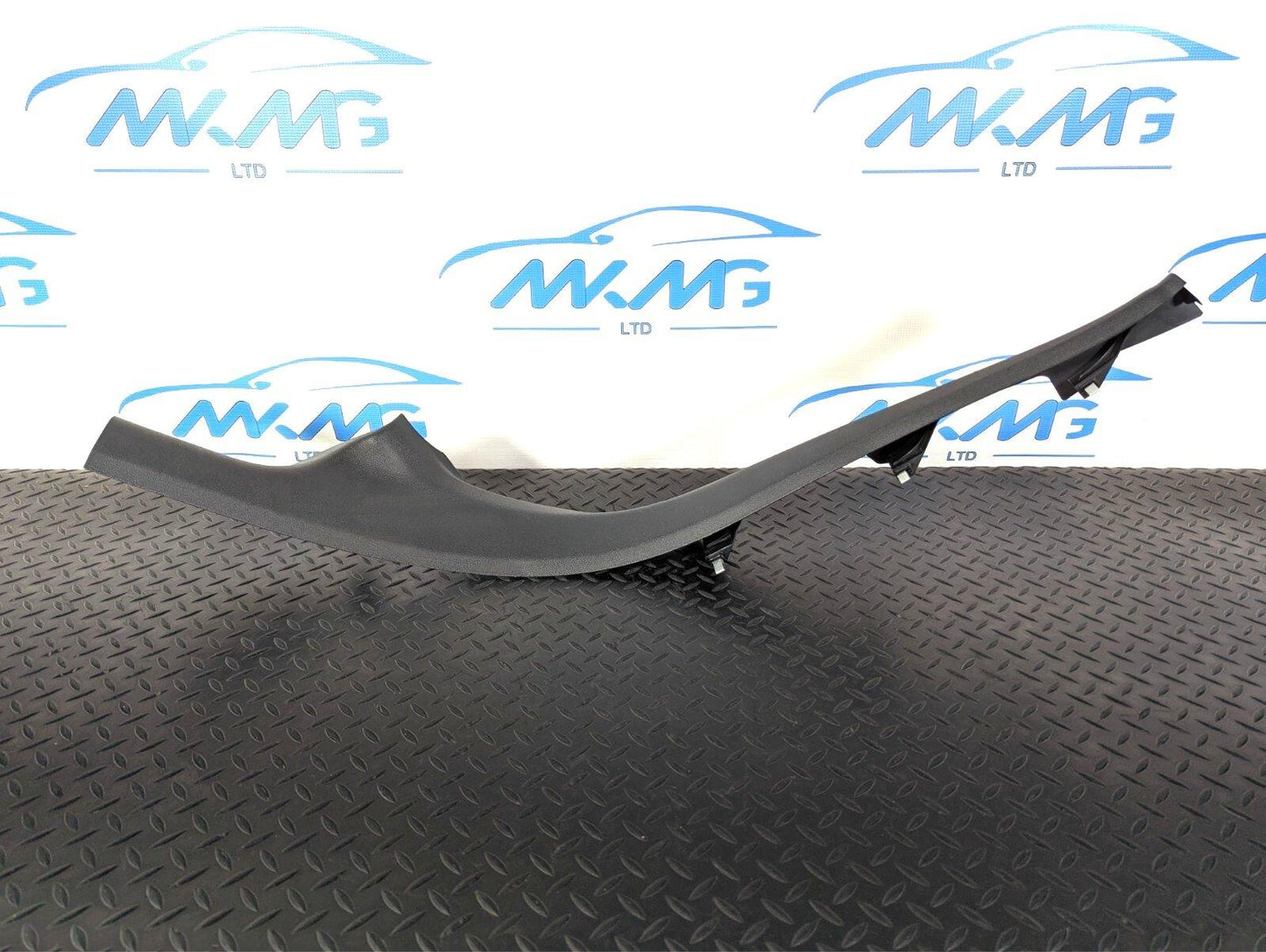 16-19 AUDI A4 B9 GENUINE REAR LEFT INTERIOR SILL PLATE TRIM 8W0867767A