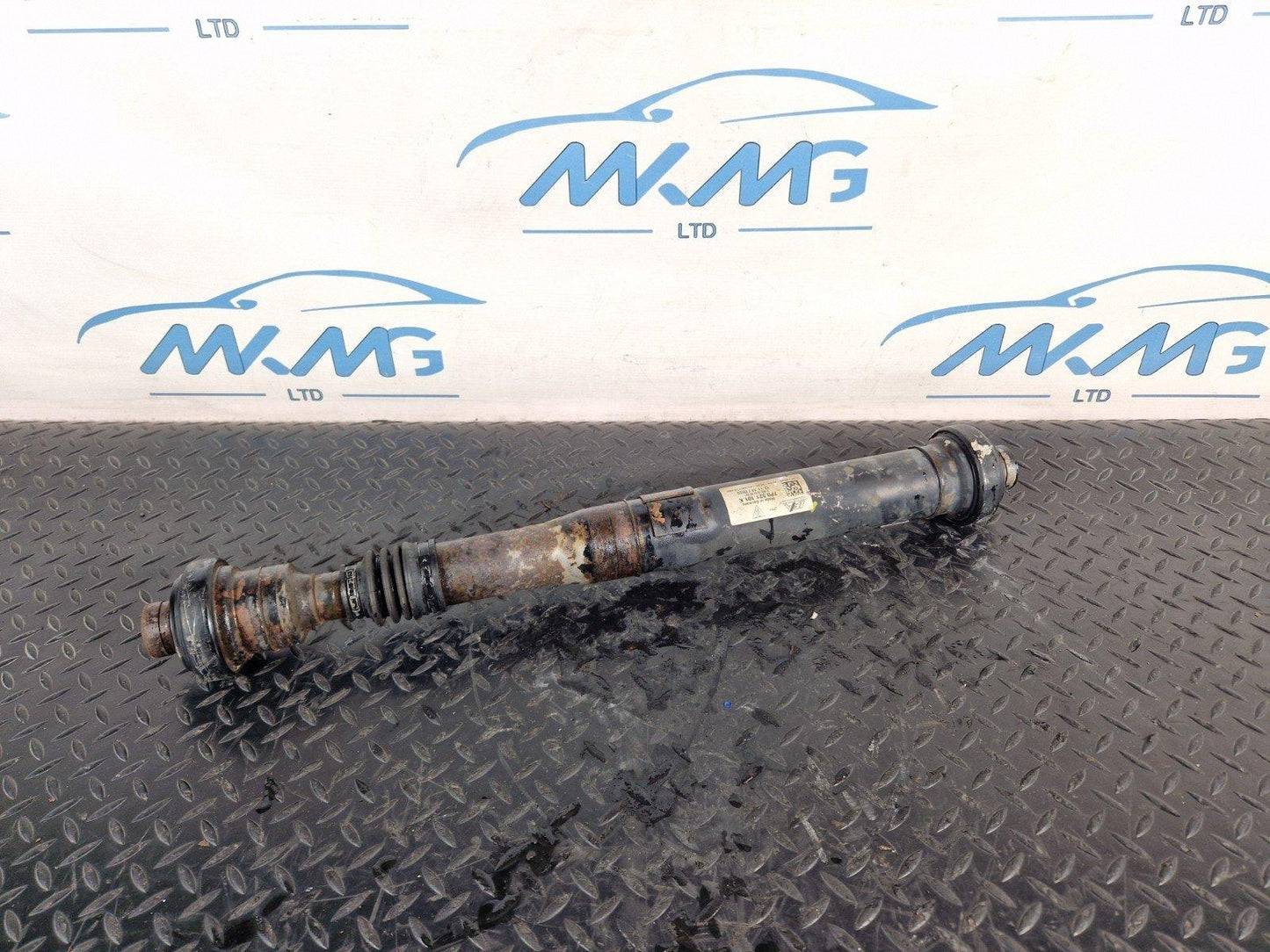 10-18 VW TOUAREG 7P GENUINE 3.0 DIESEL FRONT PROPSHAFT 7P0521101K