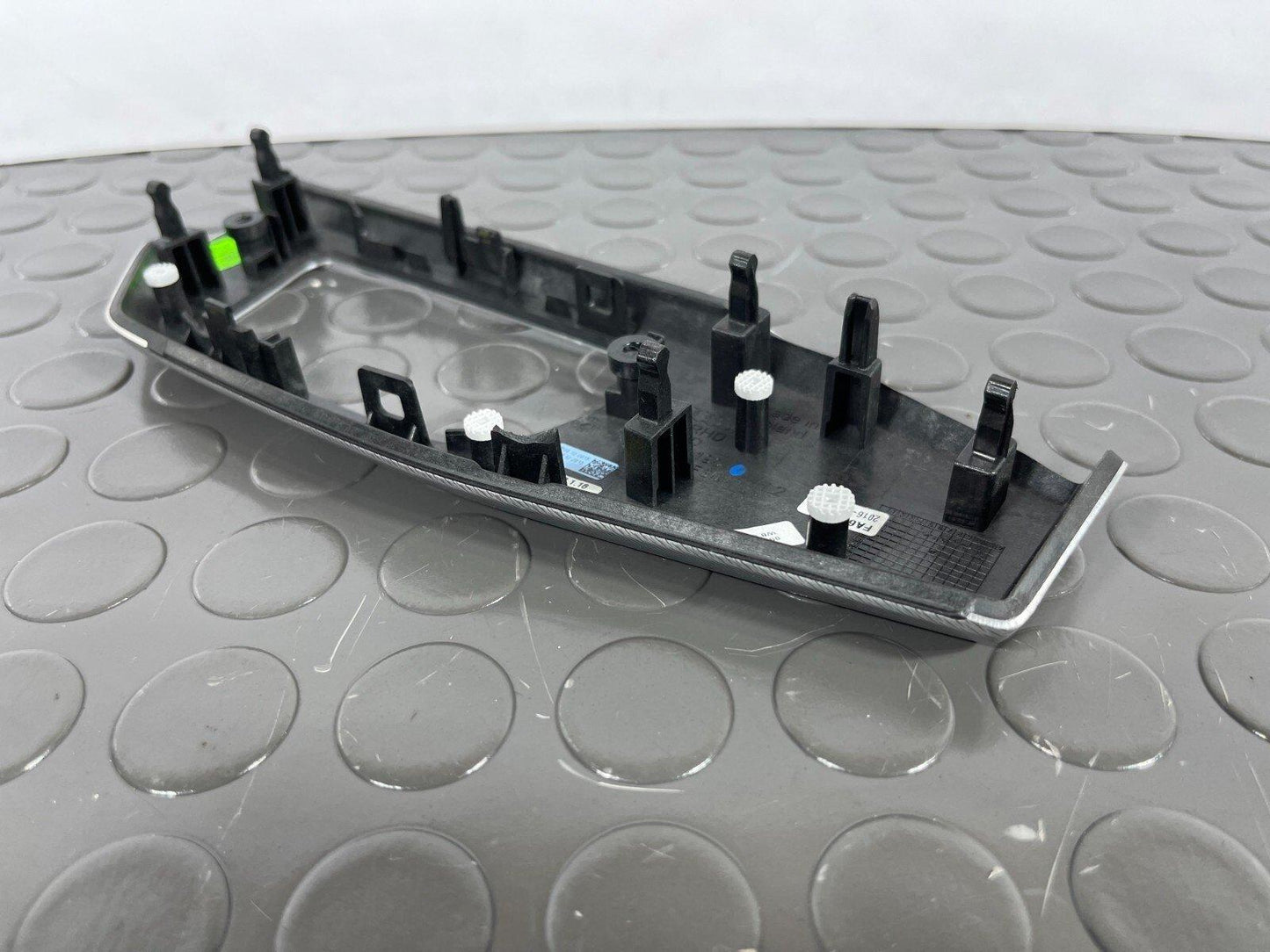 16-19 AUDI A4 B9 GENUINE HEADLIGHT SWITCH SURROUND TRIM COVER 8W2853190