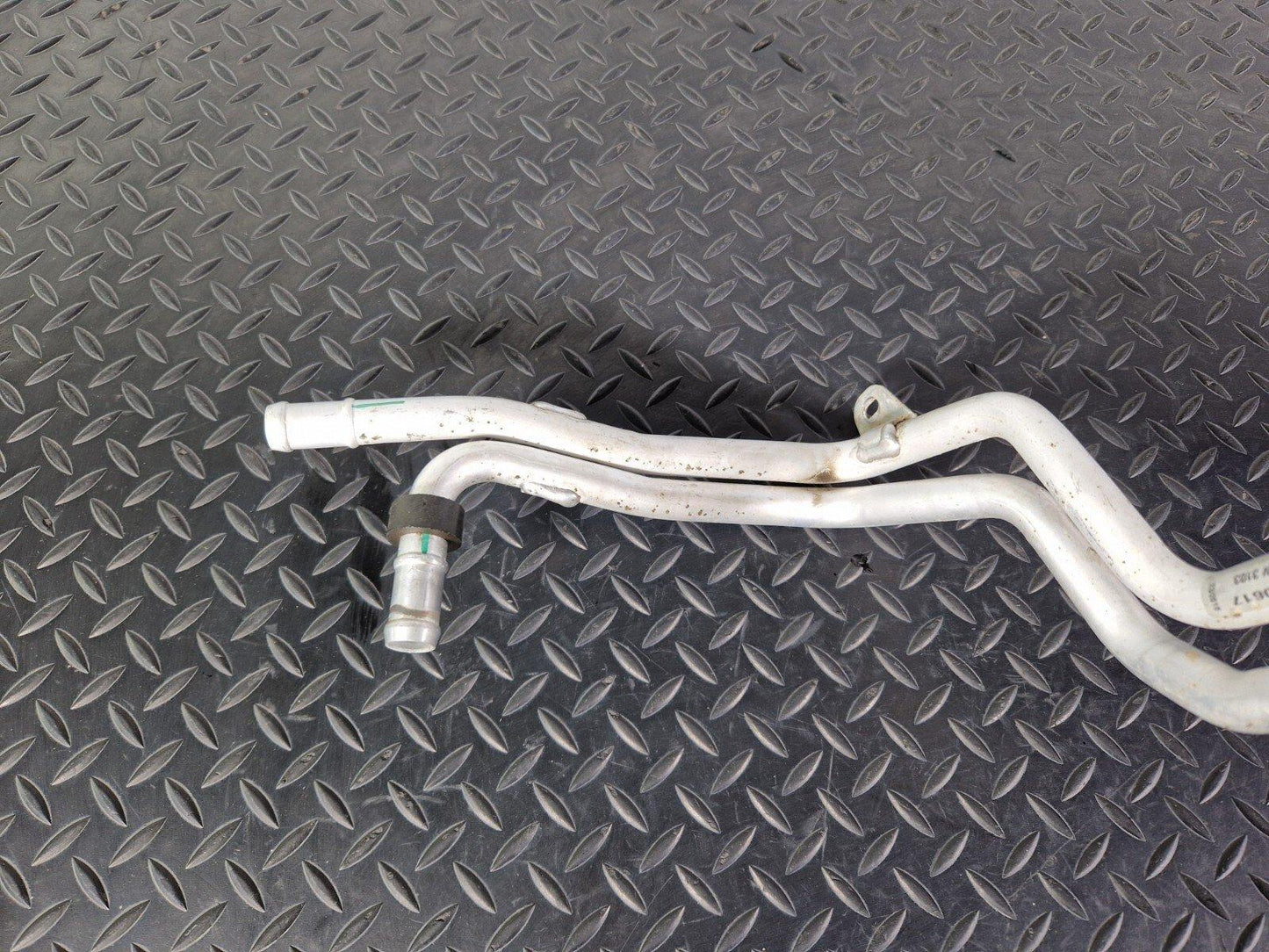 18-ON MERCEDES BENZ A CLASS W177 OEM ENGINE WATER COOLANT PIPE HOSE A2475063000