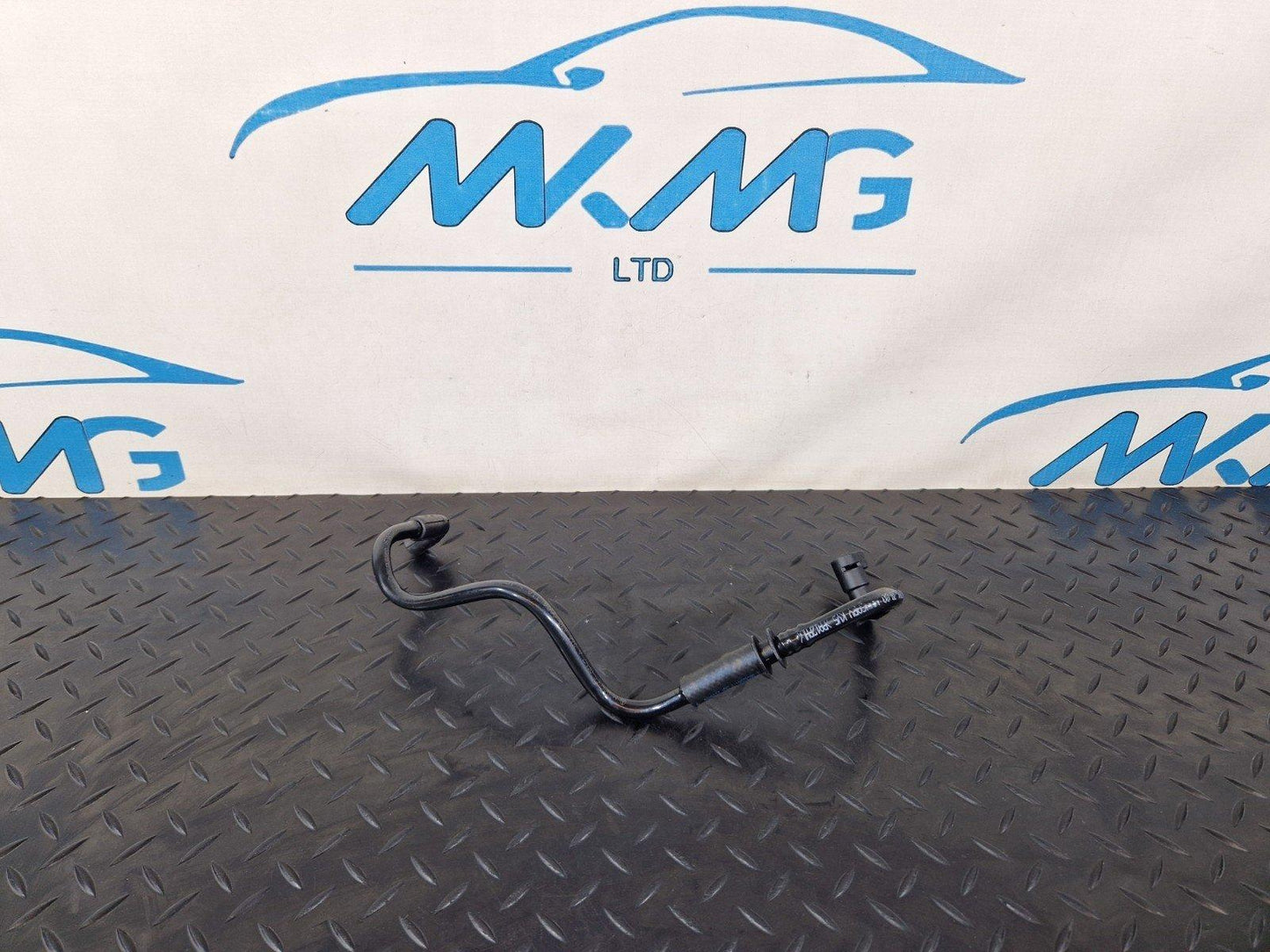 12-18 MERCEDES BENZ W176 GENUINE VACUUM PURGE VALVE PIPE A2464700664