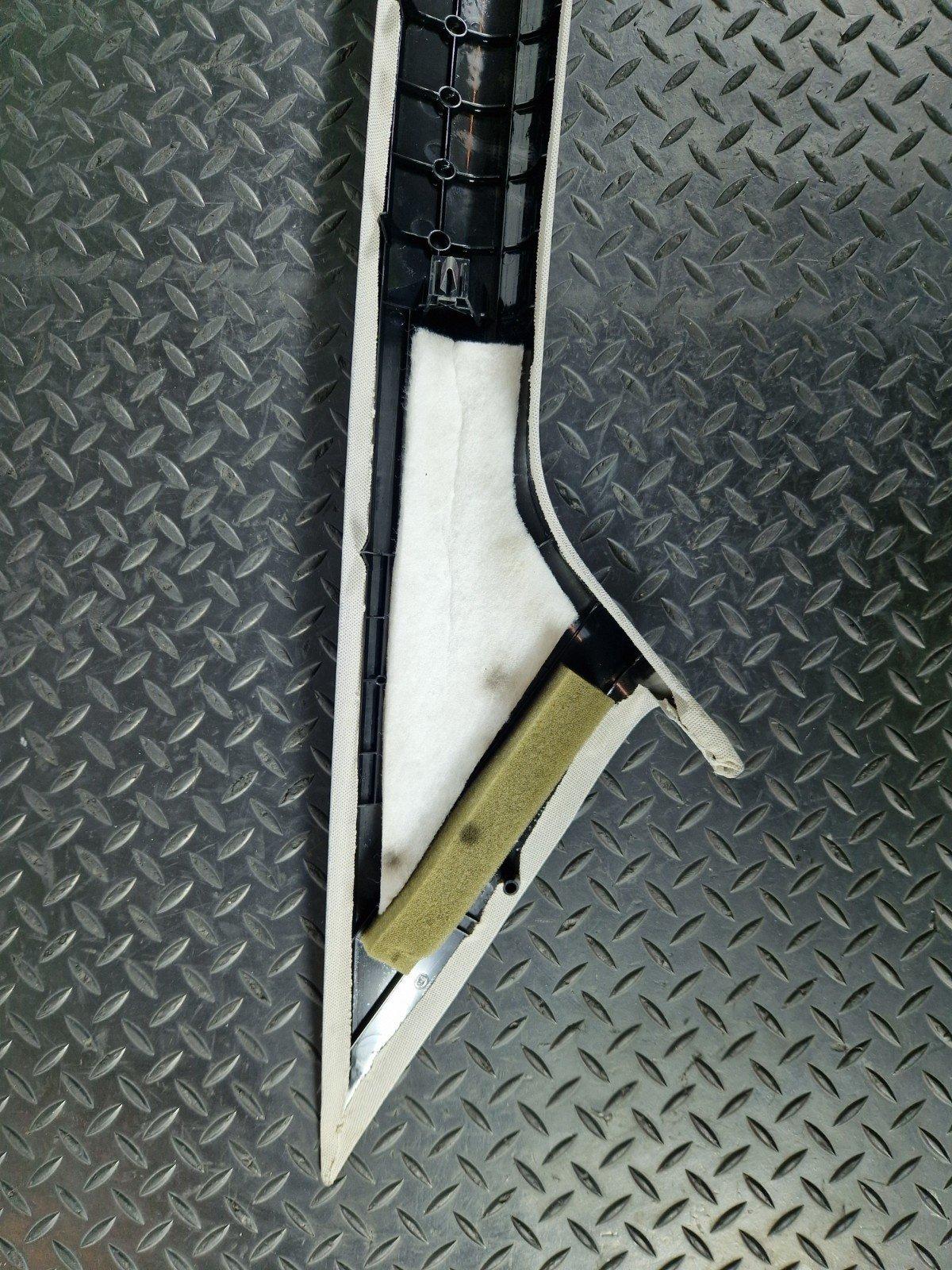 12-18 MERCEDES BENZ B-CLASS W246 COVER TRIM A-PILLAR LEFT A2466900125