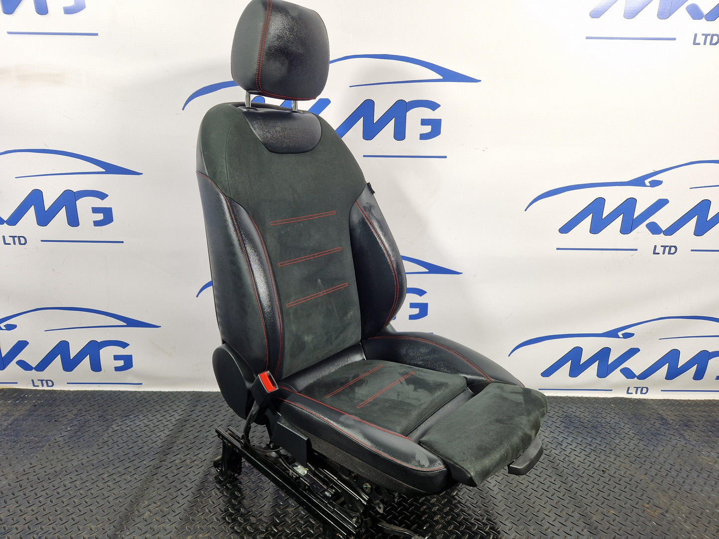 2019 Mercedes-Benz B200d B-Class W247 Front Left Passenger Seat