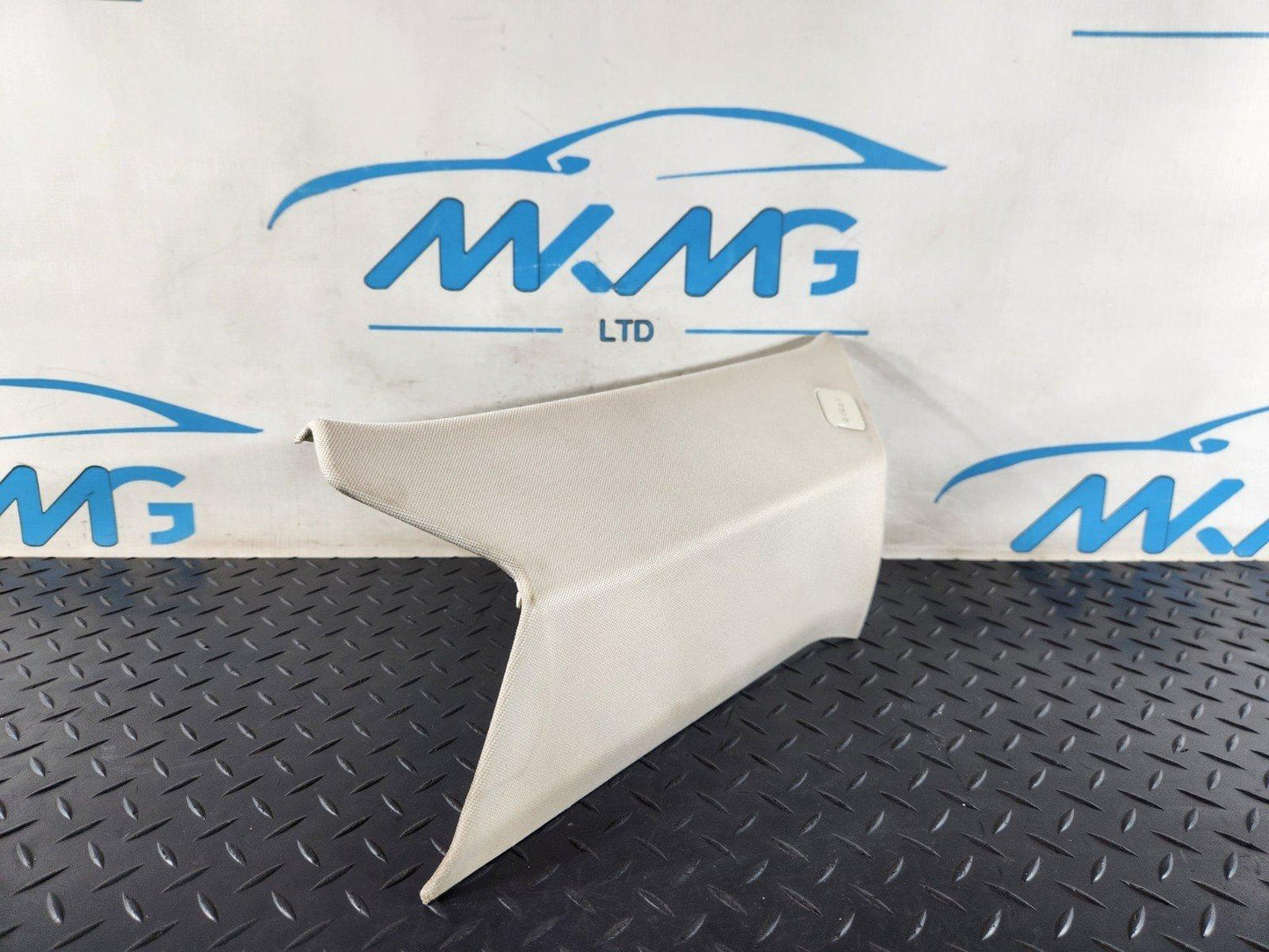13-23 RANGE ROVER SPORT L494 RIGHT SIDE REAR C-PILLAR TRIM DK62-519A96-C