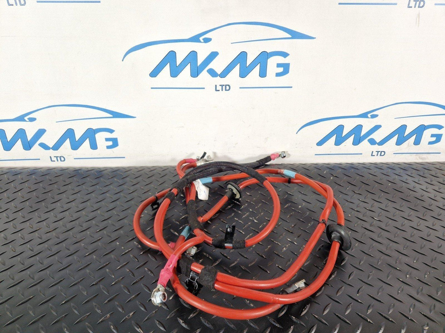 11-19 MERCEDES BENZ ML W166 PAIR POSITIVE BATTERY WIRING LOOM CABLE A1664409907