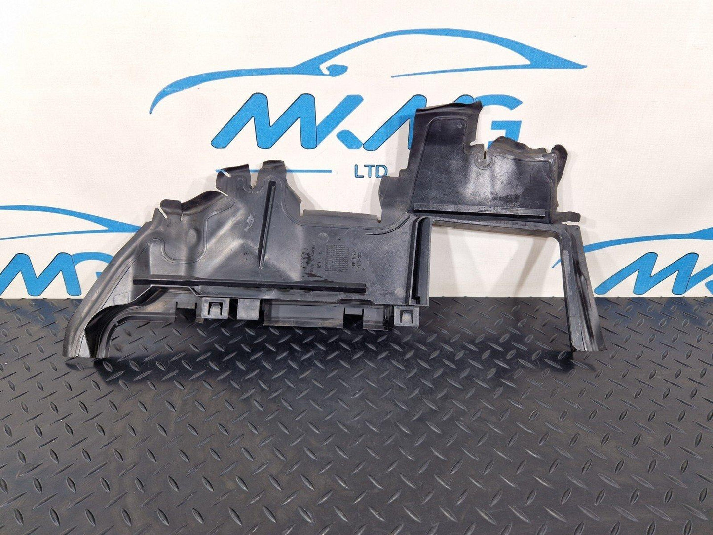 15-18 AUDI A7 4G GENUINE OEM FRONT LEFT N/S RADIATOR AIR GUIDE 4G8121284T