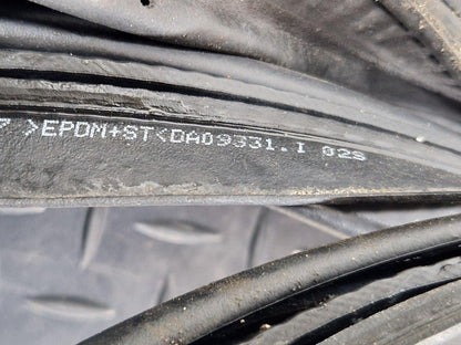 16-19 AUDI A4 B9 SALOON GENUINE TAILGATE BOOT LID RUBBER SEAL 8W5827705C
