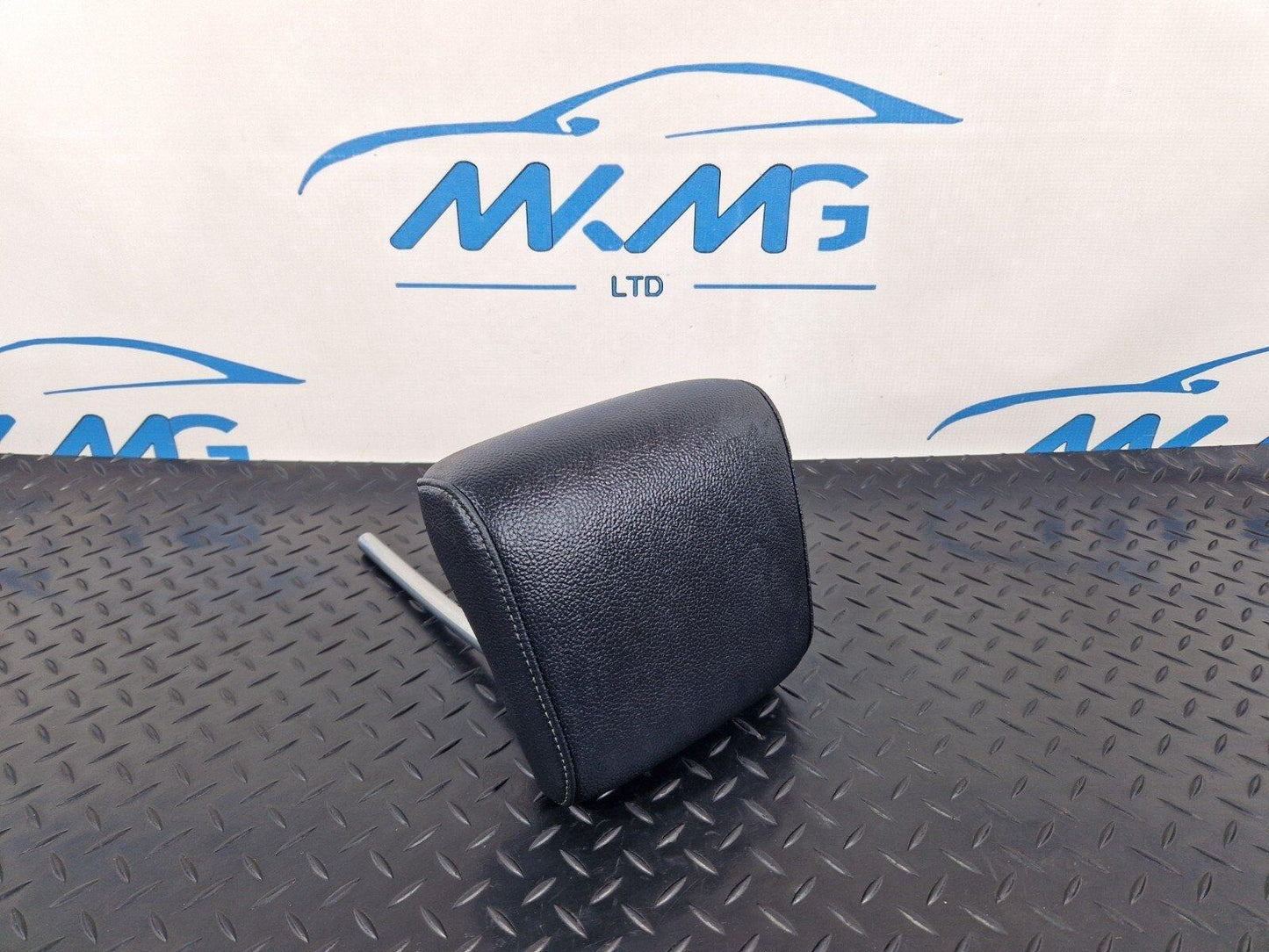 19-ON MERCEDES BENZ CLA C118 REAR SEAT CENTER LEATHER HEADREST A1779700701