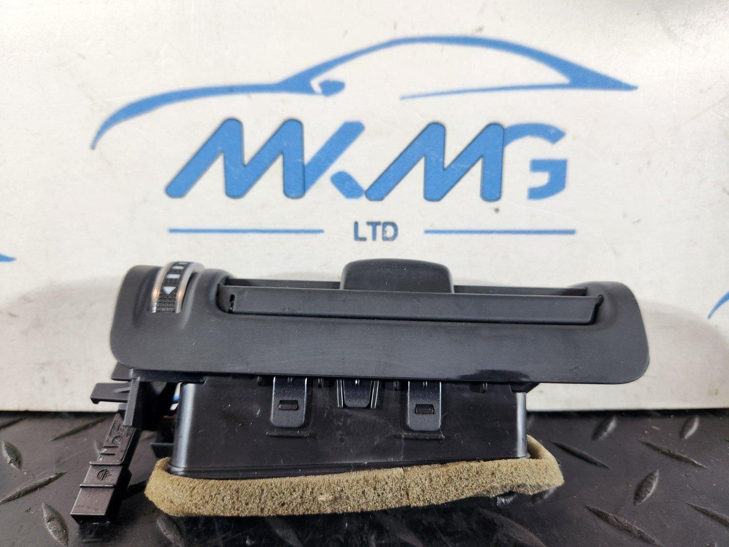 16-20 AUDI Q7 4M REAR LEFT UPPER PILLAR AIR VENT 4G0819209D