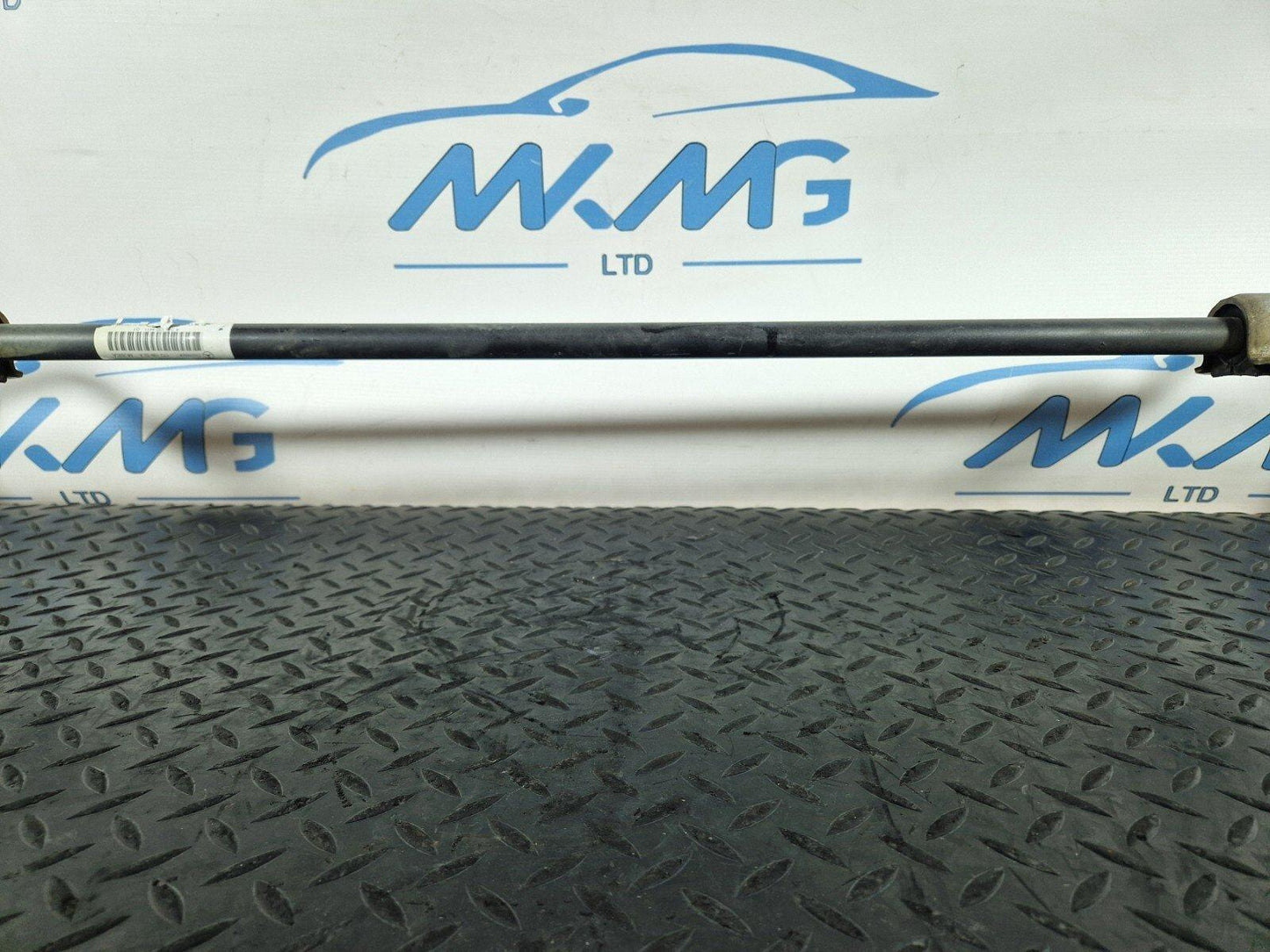 14-19 MERCEDES BENZ GLA X156 GENUINE OEM REAR ANTI ROLL BAR A2463204411