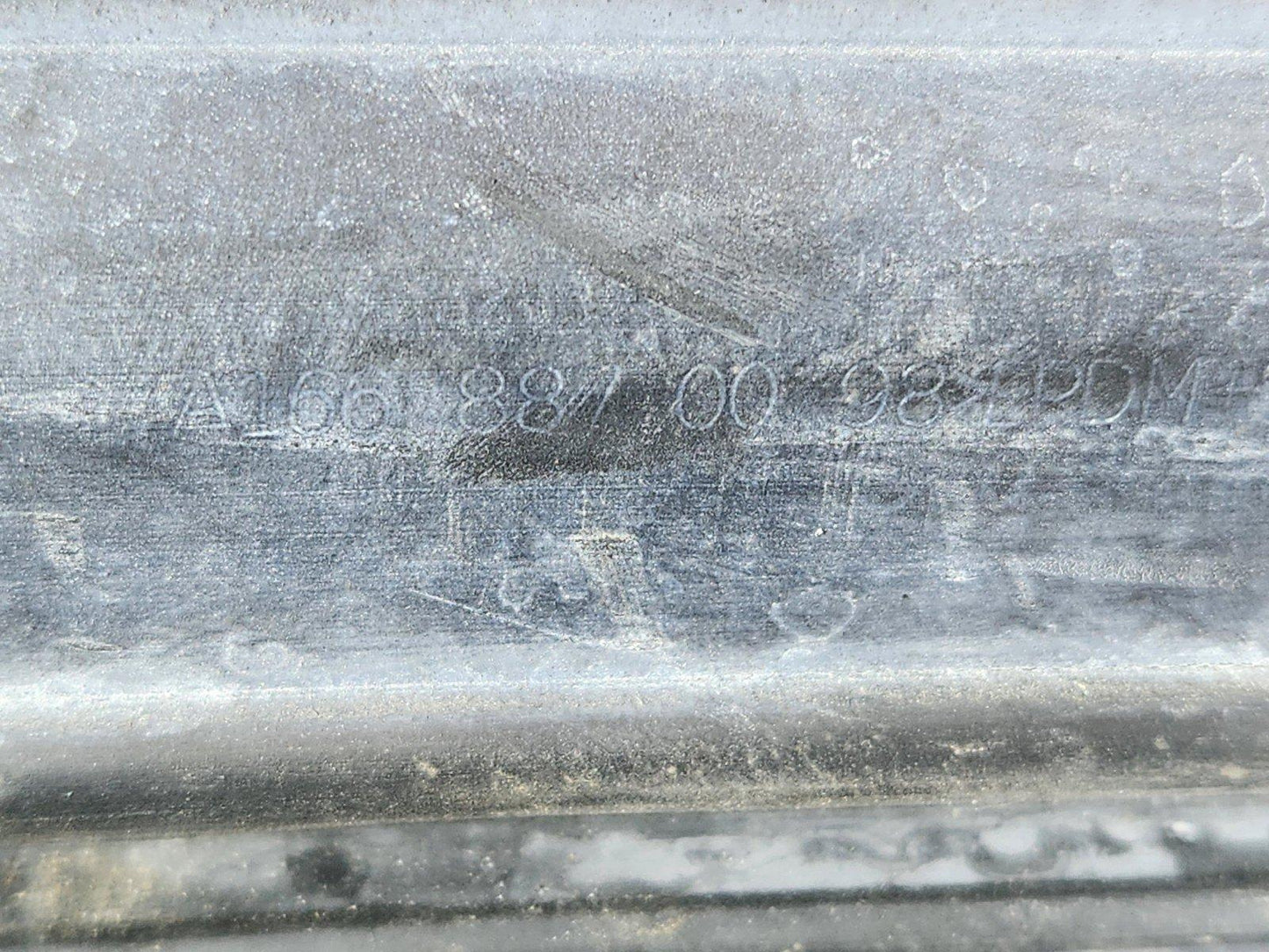 11-19 MERCEDES BENZ ML W166 GENUINE ENGINE COMPARTMENT RUBBER SEAL A1668870098