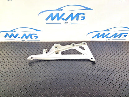 16-22 BMW X1 F48 GENUINE FRONT LEFT PASSENGER SIDE WING BRACKET MOUNT 7329447