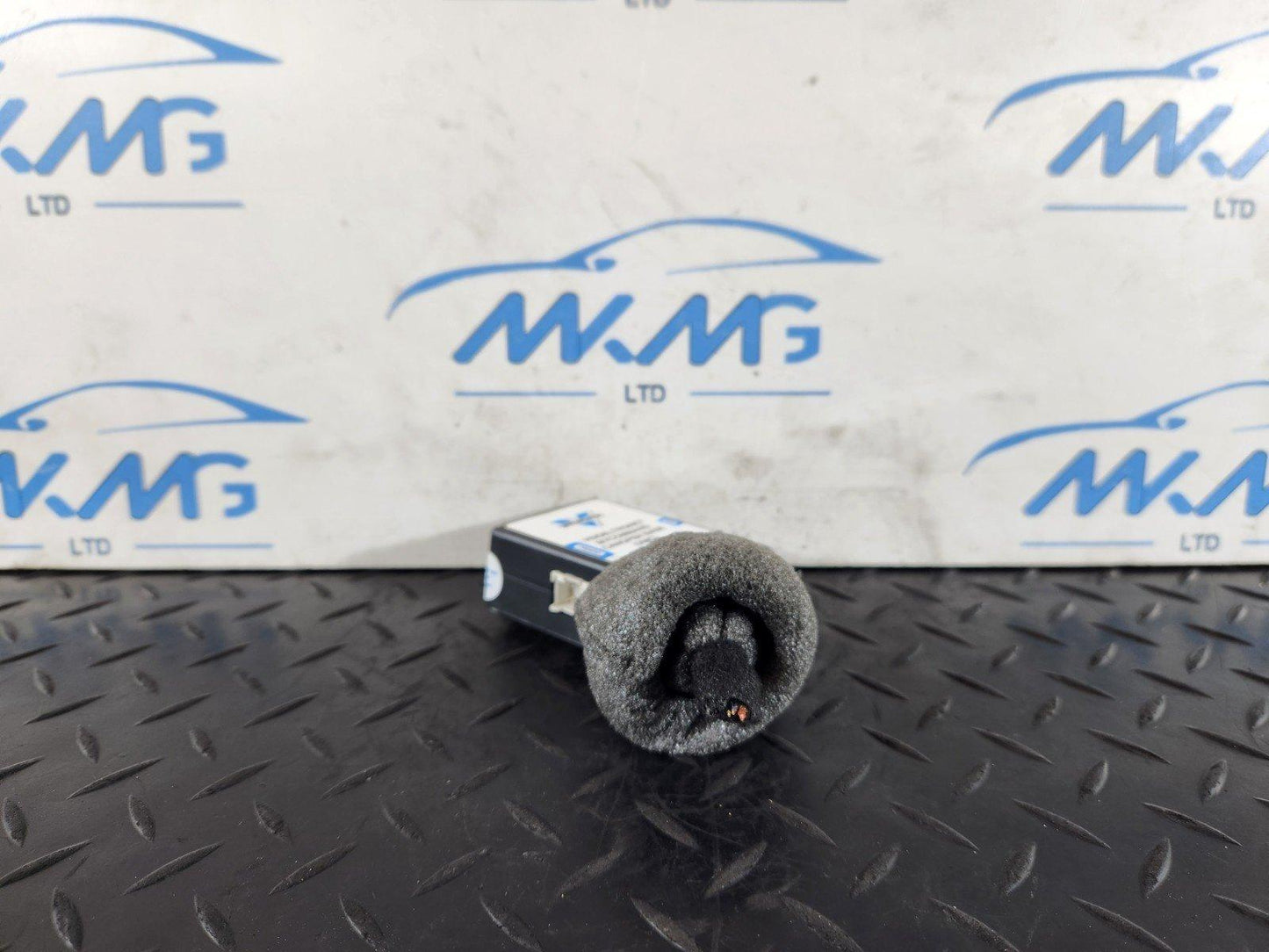 19-ON MERCEDES BENZ B CLASS W247 Veigel Tronic MyCommand CANOpen Base (VMC)