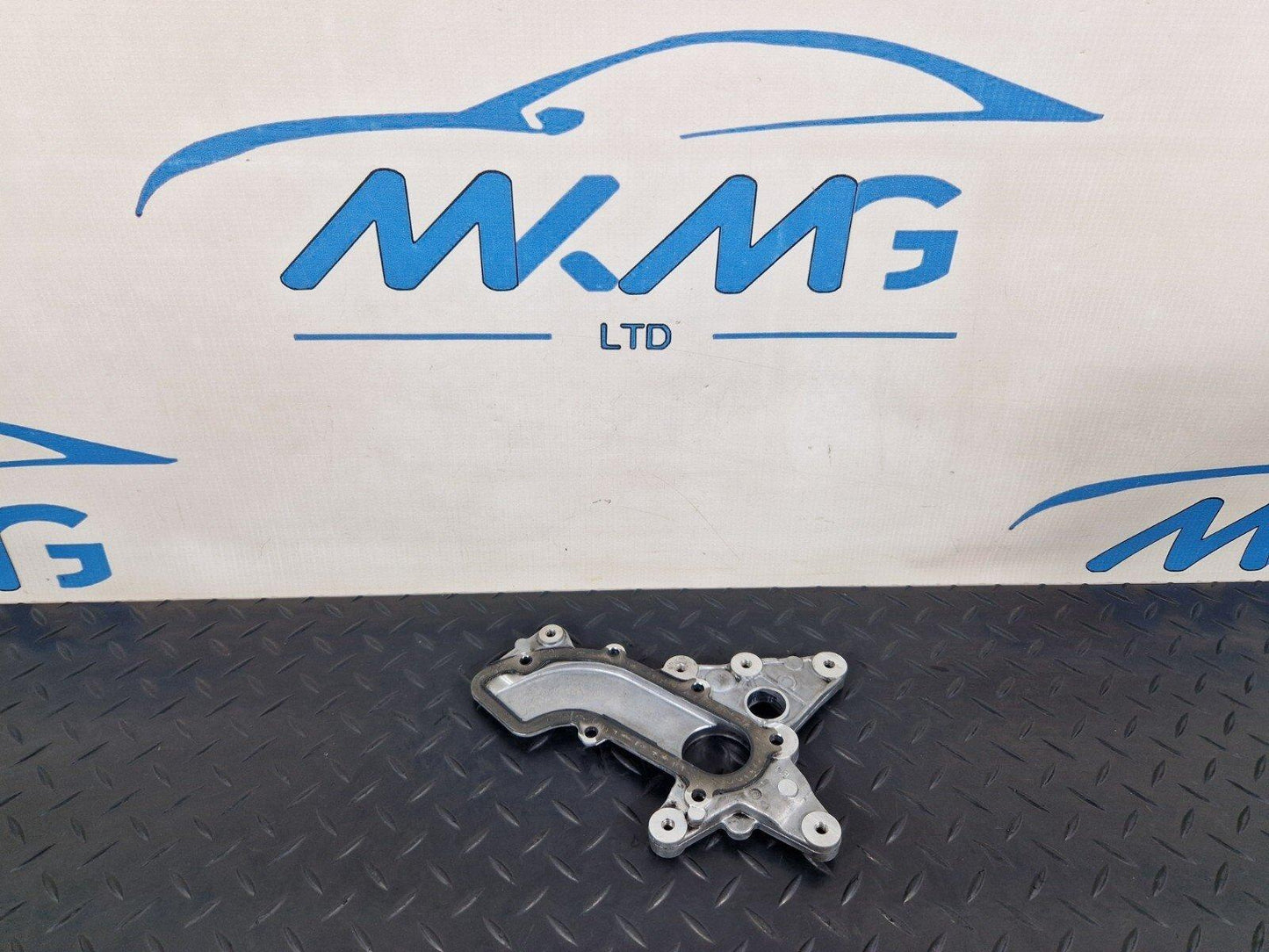 19-ON MERCEDES BENZ A B W177 W247 2.0D OM654 OIL SUMP PAN PLATE A6540149100